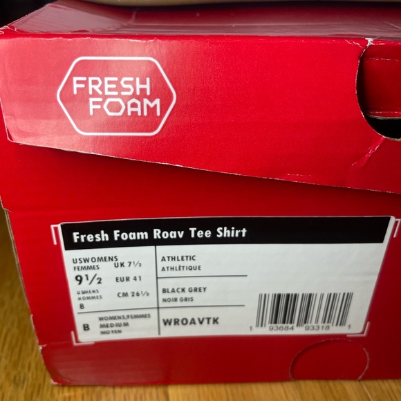 New Balance Fresh Foam Roav Athletic Shoes Black and Grey Womens size 9.5 
New - Picture 3 of 13